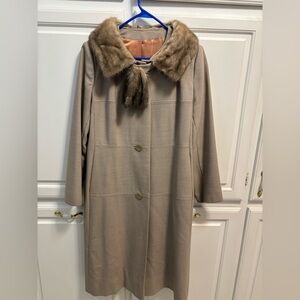 Vintage Youthcraft Fur Collar Button Front Fitted Ling Beige Coat Women Size L